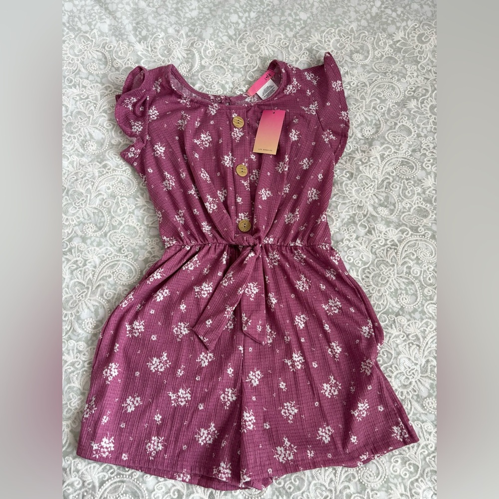 Size 12 2Hip Floral Romper